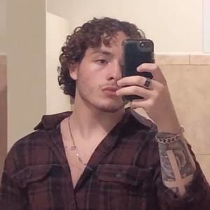 Meet your Posher, Derek